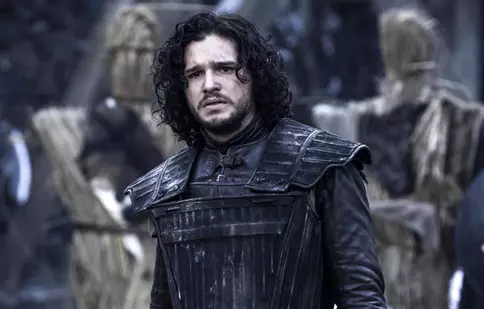 Kit Harington nu are voie să se tundă
