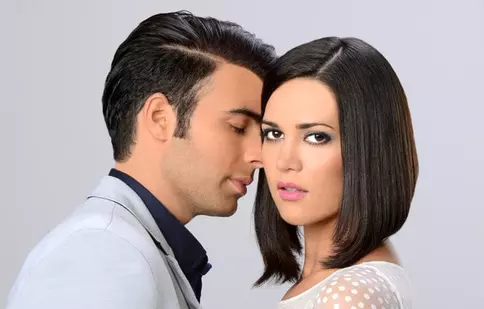 „Pasiune interzisă”, cu Jencarlos Canela și Monica Spear, începe la Acasă