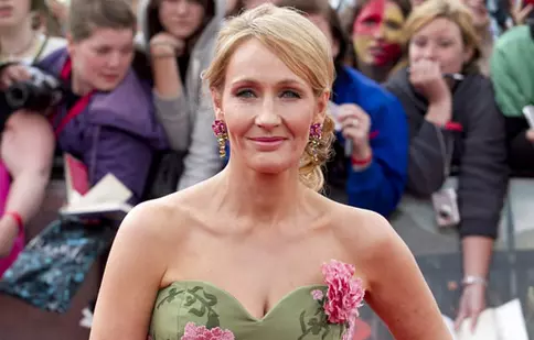 JK Rowling scrie o carte pentru copii