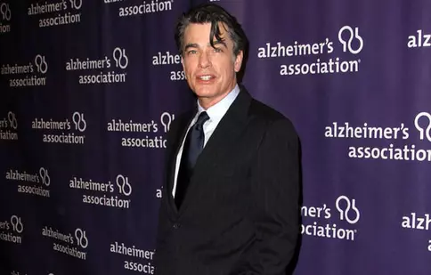 Peter Gallagher va interpreta un avocat în „Soția perfectă”