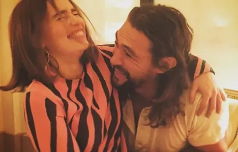Întâlnire de suflet dintre Daenerys Targaryen și Khal Drogo
