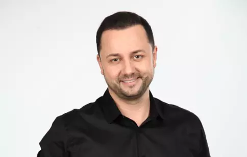 Cătălin Măruță continuă poveștile oamenilor simpli și în 2016