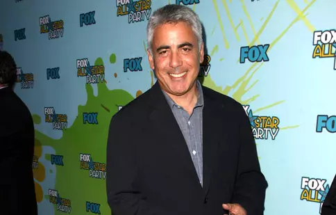 Adam Arkin va juca în sitcomul „O familie modernă”