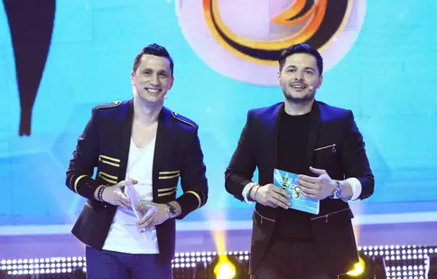 Flick de la Radio Zu a primit un rol în emisiunea „Zaza Sing” (Antena 1)