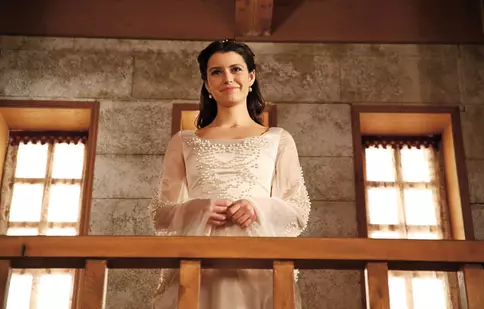 Serialul „Kösem” se termină azi. Citeşte aici, integral, interviul exclusiv cu Beren Saat!