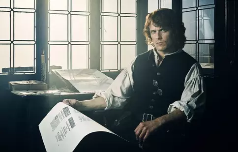 „Străina”: Când începe sezonul 3 din serialul cu Sam Heughan și Caitriona Balfe