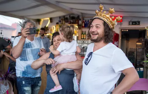 FOTO. Chef Florin Dumitrescu a avut parte de o petrecere surpriză de ziua lui