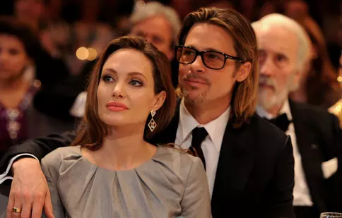 Surprize, surprize! Angelina Jolie şi Brad Pitt vor să amâne divorțul?!