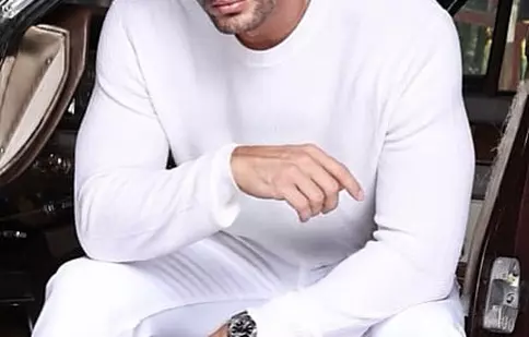 La mulţi ani, William Levy! Actorul, care împlineşte 38 de ani, lucrează la un nou serial