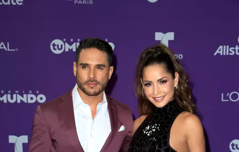 Actrița Carmen Villalobos („Și fără sâni există paradis”) s-a căsătorit în secret