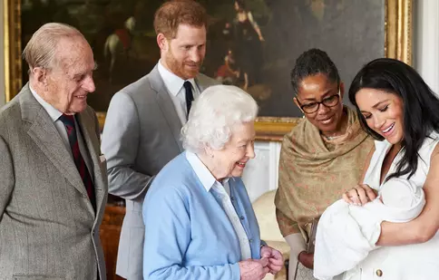 Regina Elisabeta nu va participa la botezul bebelușului ducilor de Sussex