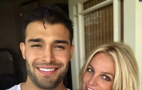 Britney Spears s-a logodit? Cum a fost surprinsă artista la un eveniment monden