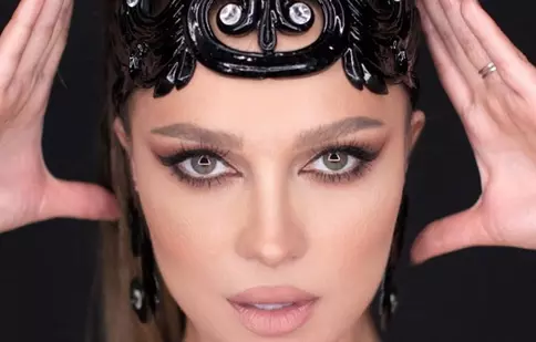 Lora lansează single-ul şi videoclipul „Fii tu fata”