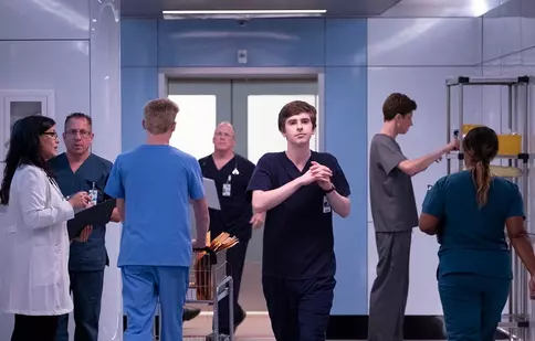 AXN anunță difuzarea sezonului doi „Doctorul cel bun”. Când va avea loc premiera