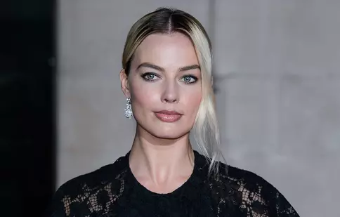Margot Robbie şi alte 300 de vedete din universul supereroilor participă la festivalul online DC FanDome