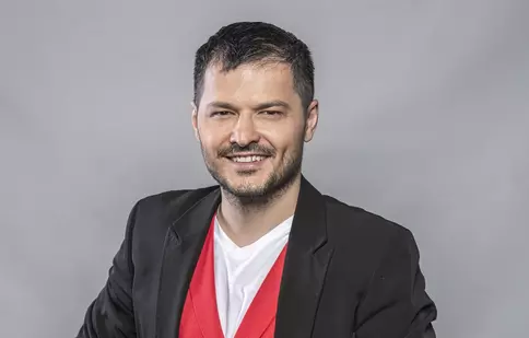 Liviu Vârciu se confesează la „Te cunosc de undeva!”: „Am plecat de la Liceul de Arte din cauza profesoarei de franceză!”