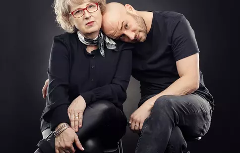 Mihai Bendeac lansează împreună cu mama sa, Emilia, cartea autobiografică „Jurnalul unui Burlac. Conversații cu mama”