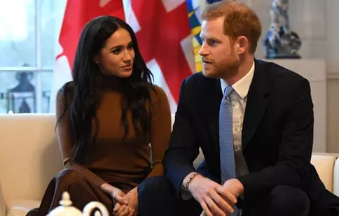 Prințul Harry şi Meghan Markle renunţă la social media