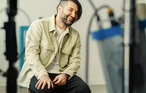 Smiley a lansat „Până la tine”, prima piesă dedicată fiicei sale și a Ginei Pistol