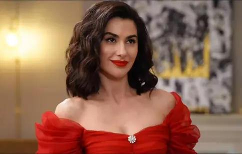 Nesrin Cavadzade a fugit în vacanță ca să uite de problemele din ultima vreme. Ce-a pățit actrița din „Prețul fericirii”