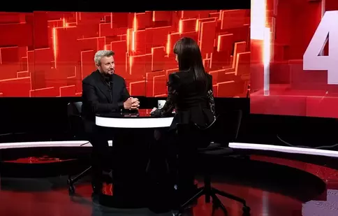 Cătălin Botezatu: „Da, voiau să mă omoare”. Designerul răspunde celor „40 de întrebări cu Denise Rifai