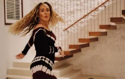 Brit Awards 2022: Adele este câștigătoarea a trei premii importante