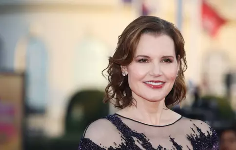 Geena Davis, de nerecunoscut! Cum s-a afișat pe străzile din Los Angeles