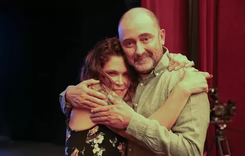 Cântăreaţa şi compozitoarea americană Beth Hart este invitata lui Cătălin Ştefănescu la „Garantat 100%”