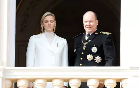 Cine i-a luat locul Prințesei Charlene de Monaco. Cine este femeia alături de Prințul Albert