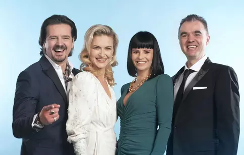 Mihai și Elwira Petre, Simona Pungă și Cornel Gheorghe, jurații Dancing on Ice: Vis în doi