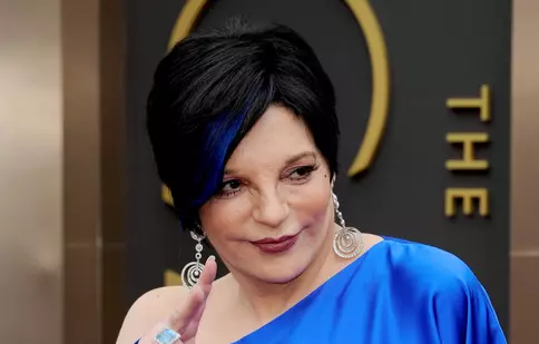 Cum arată azi Liza Minnelli. Imagini impresionante cu actrița de 76 de ani, într-un scaun cu rotile