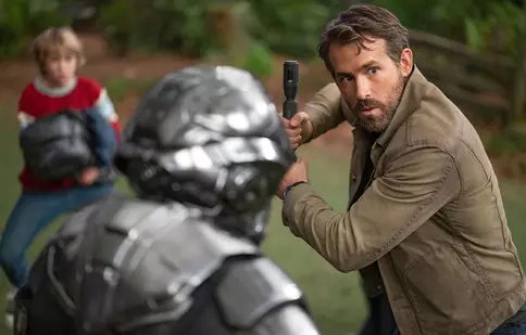 Tot ce trebuie să știi despre „The Adam Project” de pe Netflix. Ryan Reynolds joacă rolul principal