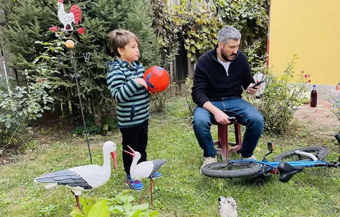 David, fiul Andreei Mantea, actor în serialul „Strada Speranței”. Ce rol interesant interpretează