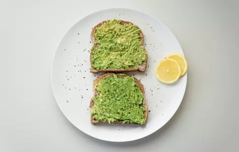 Avocado toast. Cât de bun e pentru tine?