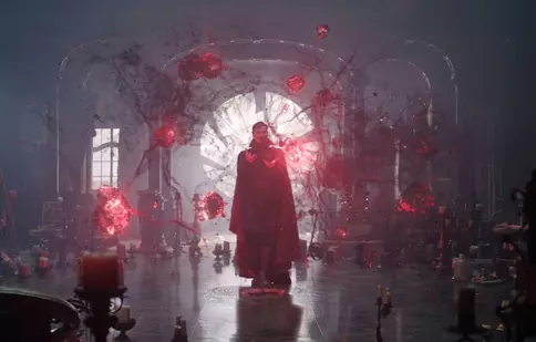 „Doctor Strange în Multiversul Nebuniei” este disponibil pe Disney Plus