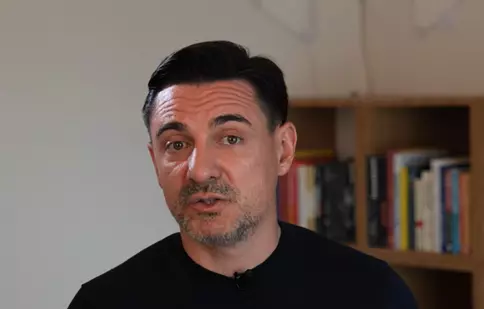 George Buhnici și-a cerut oficial scuze. „Iertaţi-mă, doamnelor! Da, am vorbit ca un mârlan!“