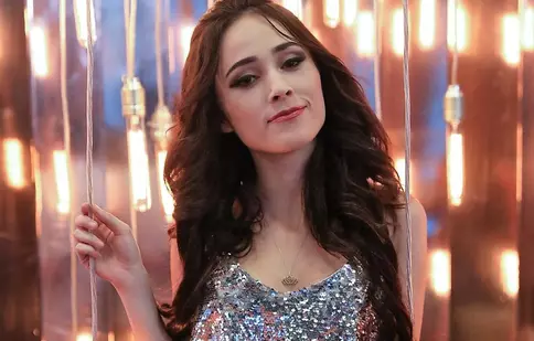 Andra Gogan, pe covorul roșu la premiera serialului „High School Musical”, de la Los Angeles