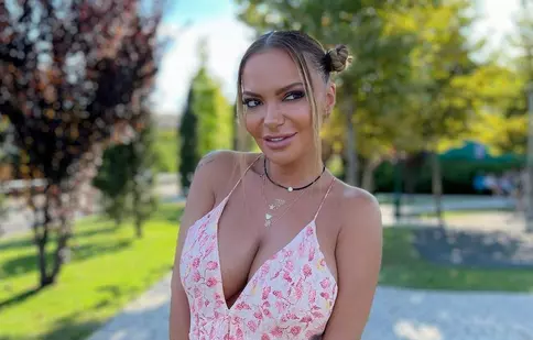 Andreea Antonescu, prima imagine cu cea de-a două fetiță. „Este o superbitate”
