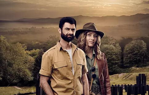 Paul Ipate are un nou proiect la TV. Ce emisiune va prezenta alături de aventuriera Simina Cernat