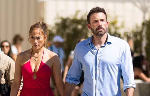 Jennifer Lopez le-a dat replica celor care au criticat-o că a adoptat numele de familie al lui Ben Affleck