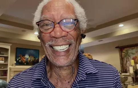 Morgan Freeman, în discuții avansate pentru a juca în serialul spinoff „Lucy”. Ce se știe până acum despre proiect