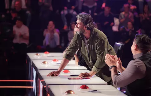 Dragos Bucur a apasat butonul auriu. Cine este Taheira Sașa de la „Românii au talent” 2023