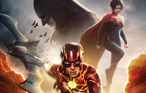 „Flash”, cu Ezra Miller în rol principal, ajunge în cinematografe. Când e premiera în România