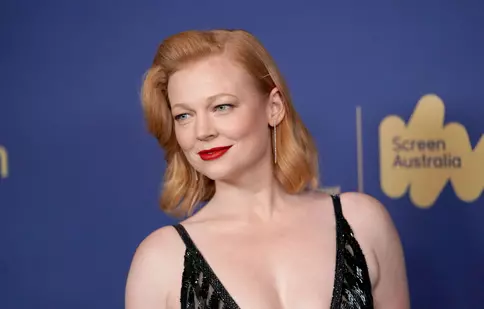 Sarah Snook, actrița din Succesiunea, a născut. Prima imagine cu bebelușul