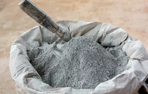 Cum să alegi cel mai bun ciment gri și lianți pentru proiectul tău