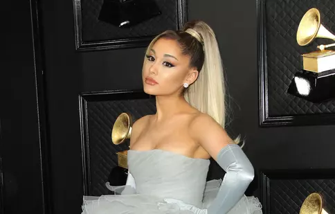 Ariana Grande și soțul ei, Dalton Gomez, au ajuns la divorț, după doar 2 ani de căsnicie. Care este motivul