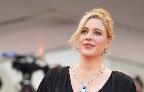 Netflix vrea să dea lovitura! Greta Gerwig ar urma să regizeze două filme din seria Cronicile din Narnia
