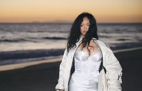 Rihanna ar fi născut o fetiță. „Este imaginea perfectă”