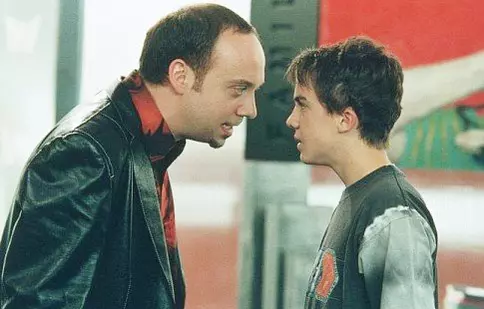 O minciună gogonată