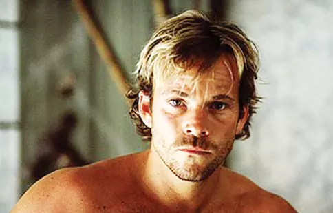 Inamicul nevăzut (I)